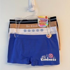 Girl’s Seamless Boy Shorts - Blue, White, Tan